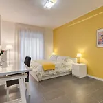 Av Domus Vatican St.Peter B&B